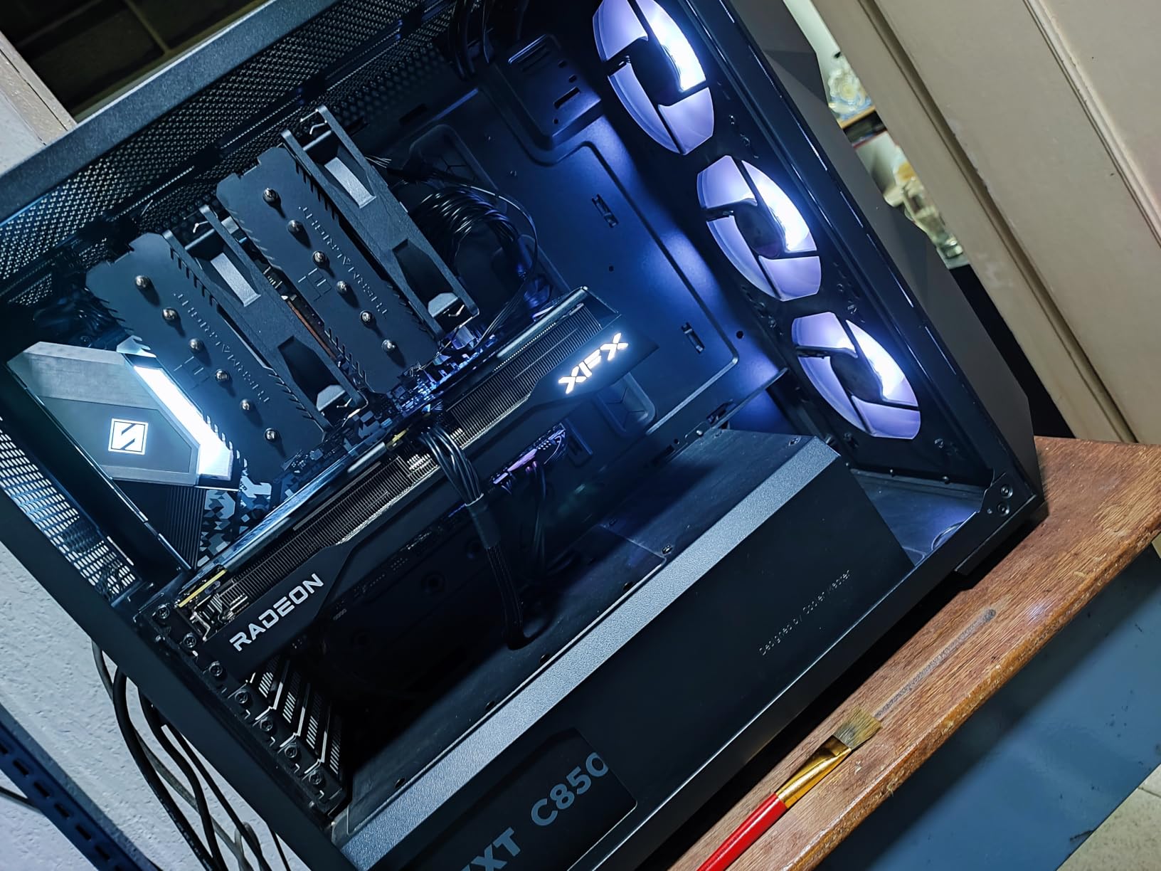 NZXT C850 Gold ATX 3.1-850W Fully Modular Power Supply customer photo 2