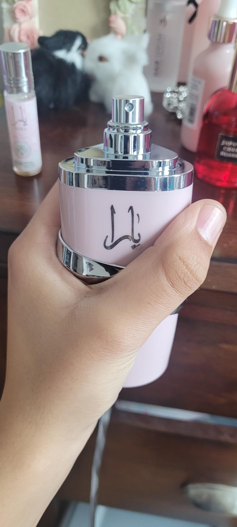 Lattafa Yara 2-piece Fragrance Bundle for Women (3.4 Oz Eau de Parfum Spray + 0.34 Oz Concentrated Perfume Oil) customer photo 2