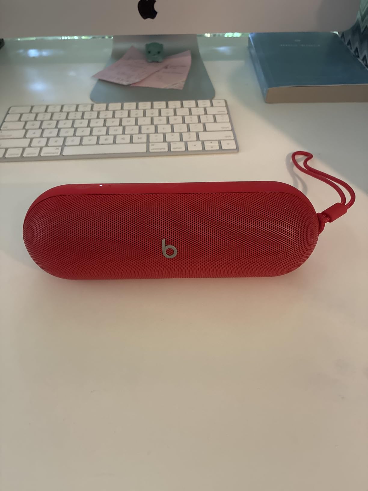 Beats Pill - Portable Bluetooth Speaker- Up to 24H Battery Life, Water Resistant, Bluetooth, Apple & Android Compatible, Seriously Loud Sound for Home, Outdoor and Travel- Champagne Gold customer photo 1