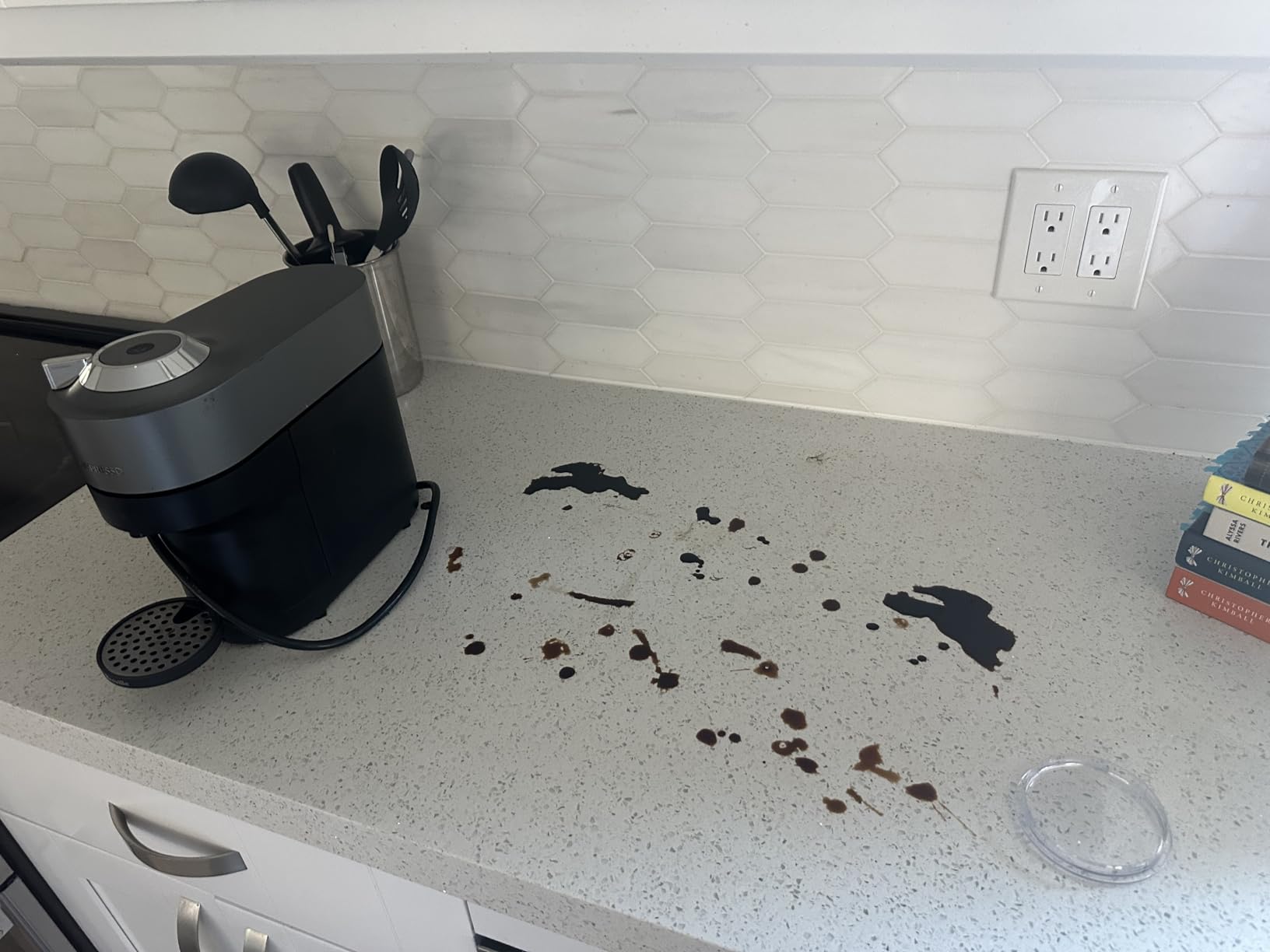 Nespresso Vertuo Pop+ Coffee & Espresso Maker by Breville, Black & Gold customer photo 2
