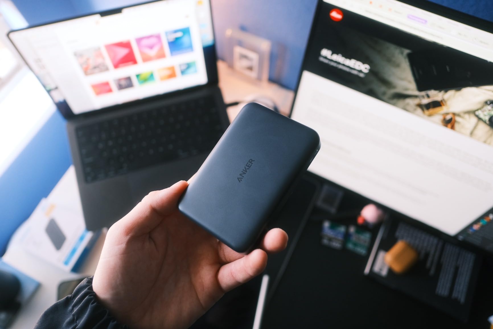 Anker MagGo Power Bank, 10,000mAh Qi2-Certified 15W Portable Charger customer photo 2