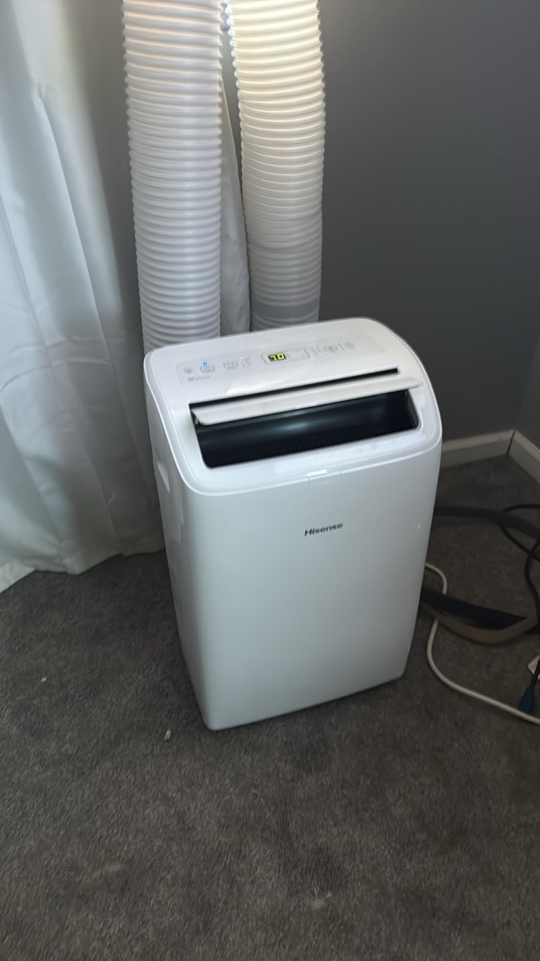 Hisense 8,000 BTU Portable Air Conditioner with Dual Hose & Inverter, 350 Sq Ft, Wi-Fi, ConnectLife App Google and Alexa, 3 operating modes, Noise 42 dB(A) - HAP0824TWD (Renewed), White customer photo 1