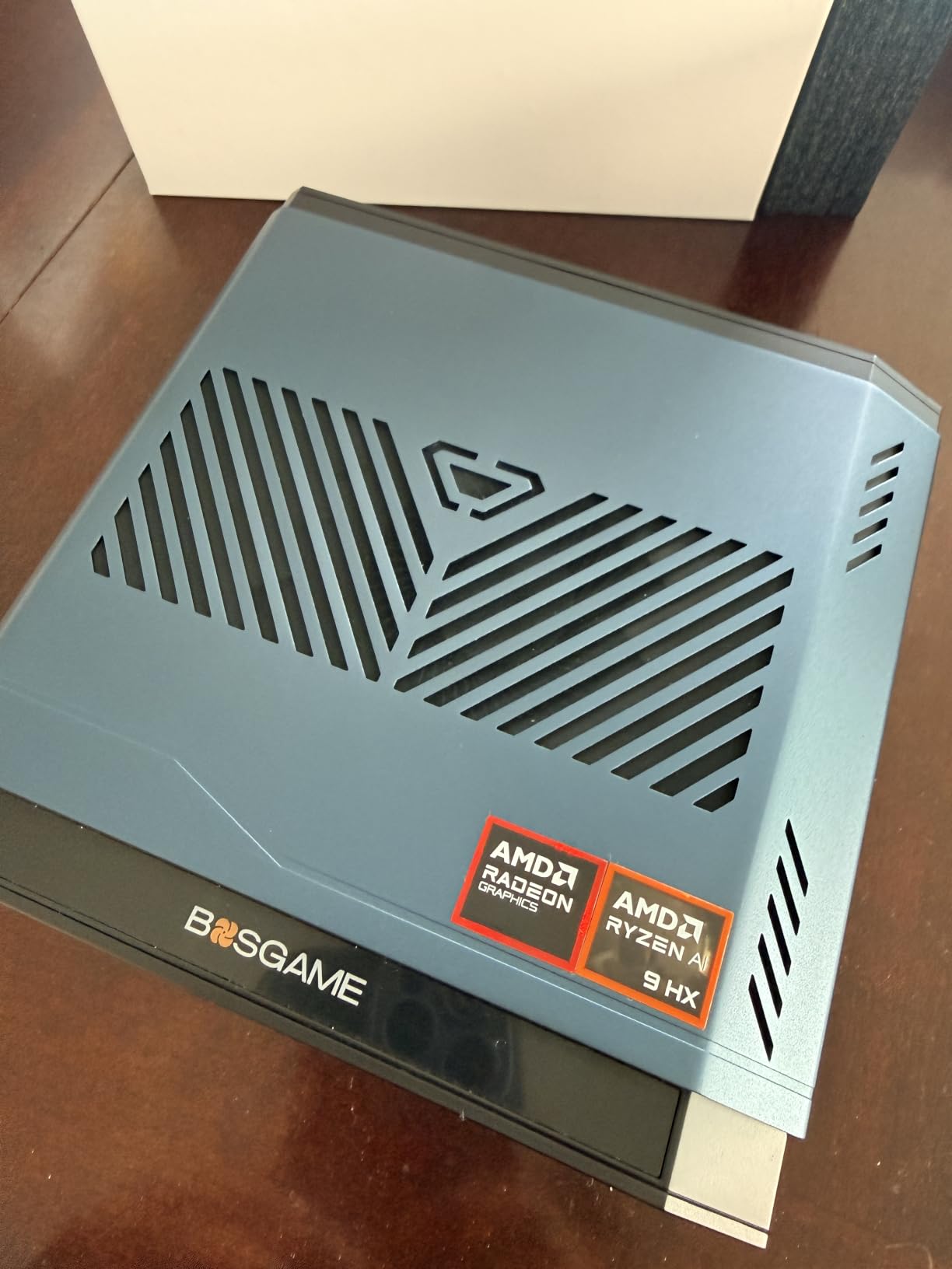 BOSGAME E4 Air Mini PC, AMD Ryzen 5 3500U 8GB DDR4 256GB SATA SSD customer photo 2