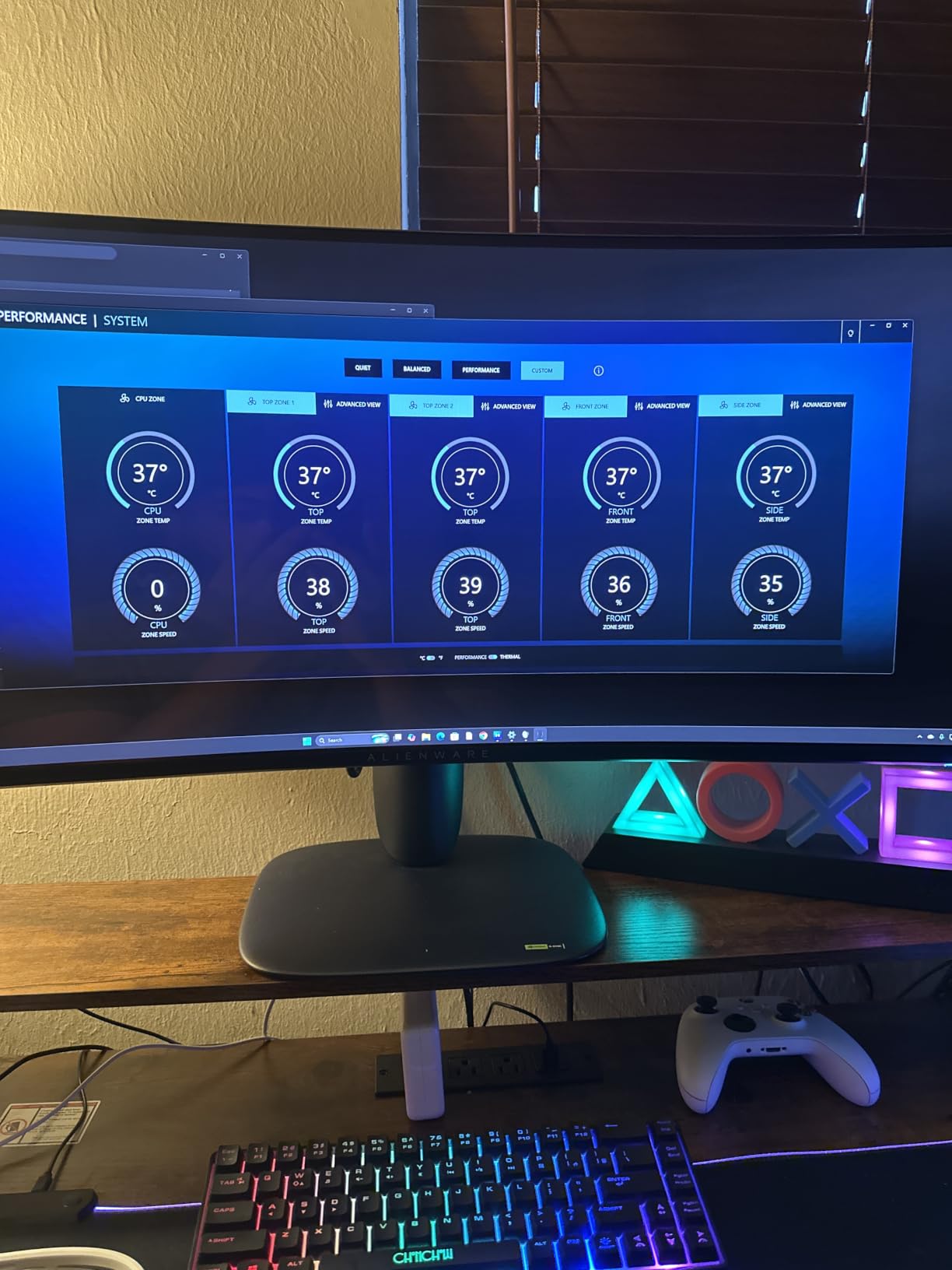 Alienware Aurora Gaming Desktop, RTX 5070, Intel Core Ultra 7 265F customer photo 1
