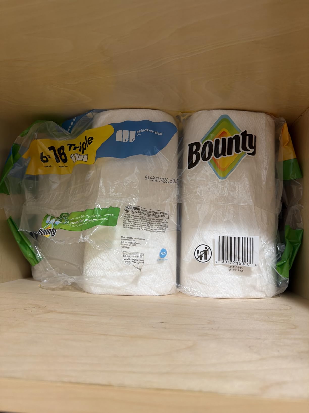 Bounty Quick-Size Paper Towels, White, 8 Family Triple Rolls = 27 Regular Rolls customer photo 2