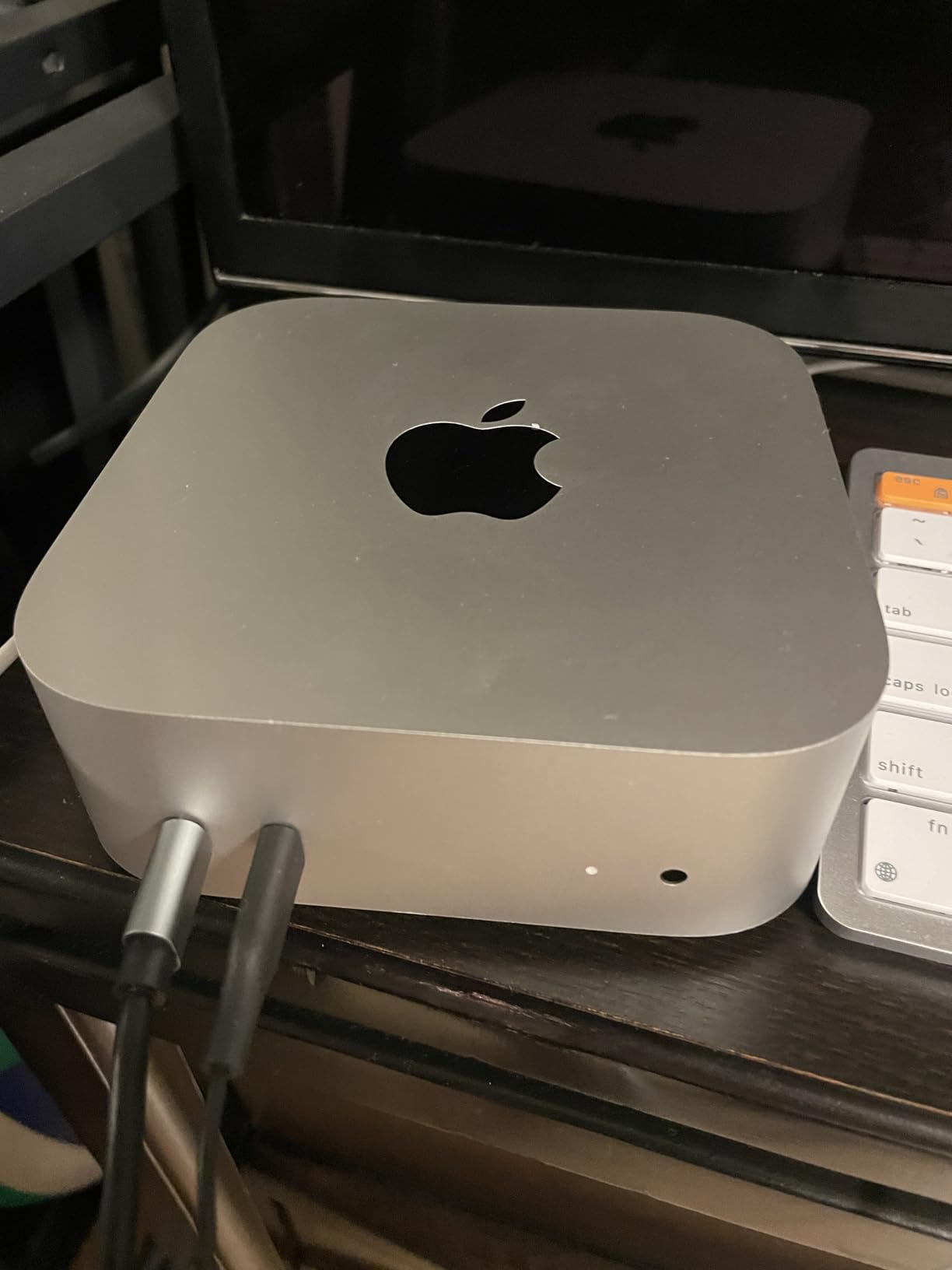 Apple 2024 Mac Mini with Apple M4 Chip with 10-Core CPU, 24GB RAM, 512GB SSD Storage - Silver (Renewed) customer photo 2