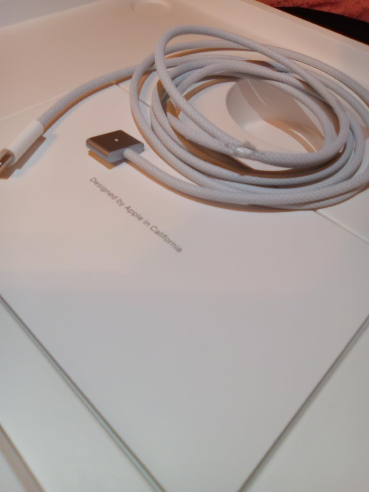Apple 2025 MacBook Air 13-inch Laptop with M4 chip: Built for Apple Intelligence, 13.6-inch Liquid Retina Display, 24GB Unified Memory, 512GB SSD Storage, 12MP Center Stage Camera, Touch ID; Midnight customer photo 2