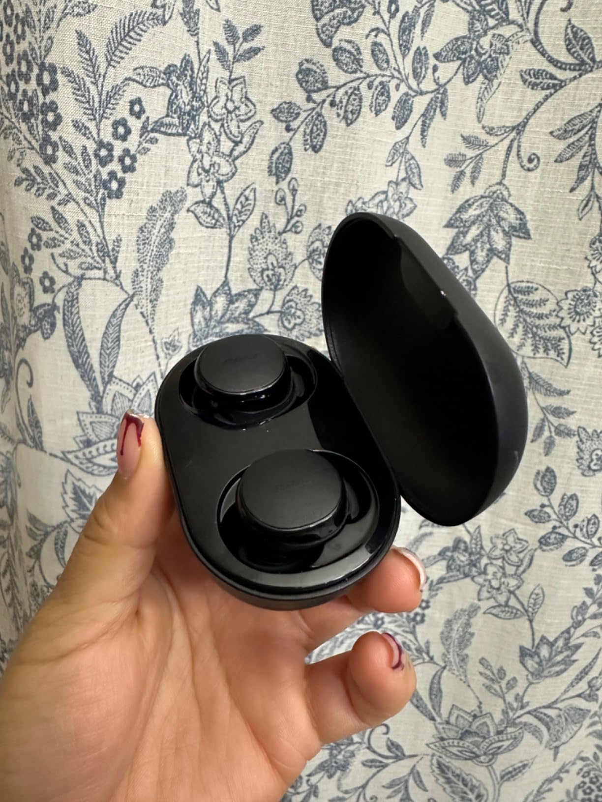Bose QuietComfort Earbuds - True Wireless Bluetooth Earbuds with Active Noise Cancellation and Mic, USB-C Charging, IPX4 Rating, Up to 8.5 Hours of Playtime, Twilight Blue - Limited Edition Color customer photo 2