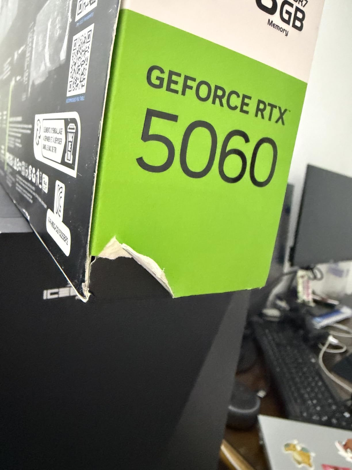 ASUS Dual NVIDIA GeForce RTX 5060 8GB GDDR7 OC Edition (PCIe 5.0, 8GB GDDR7, DLSS 4, HDMI 2.1b, DisplayPort 2.1b, 2.5-Slot Design, Axial-tech Fan Design, 0dB Technology), 3 Year Warranty customer photo 2