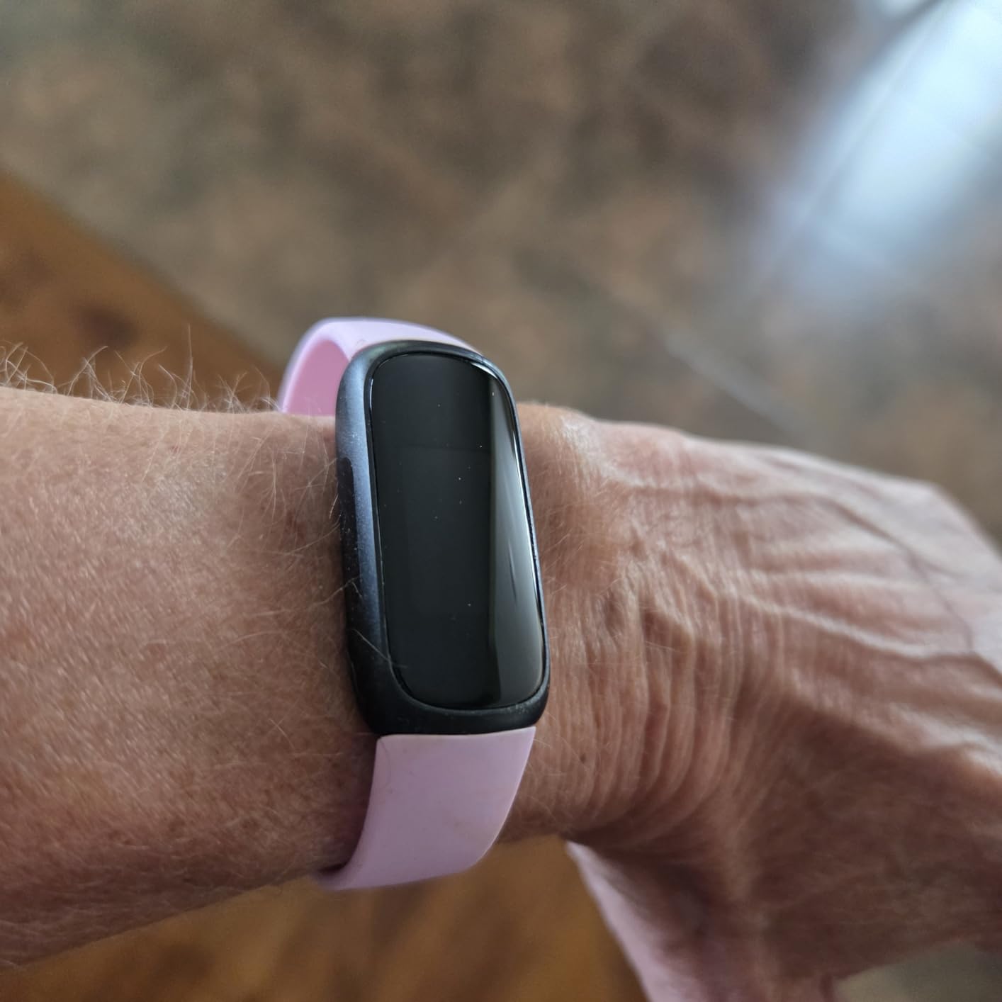 Fitbit Inspire 3 Health & Fitness Tracker Bundle - with Stress Management, Workout Intensity, Sleep Tracking, 24/7 Heart + 2 Silicone Bands, 2 Screen Protectors, Cleaning Cloth & Fast Charger customer photo 2