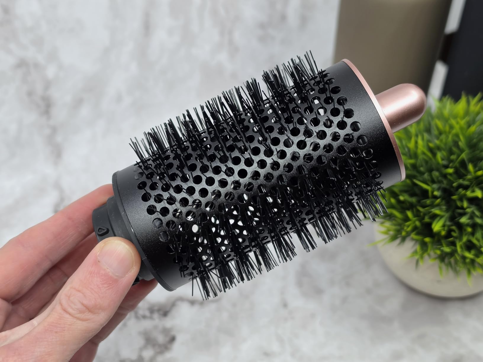 Dyson Airwrap™ Large round volumizing brush Black/Rosé customer photo 1