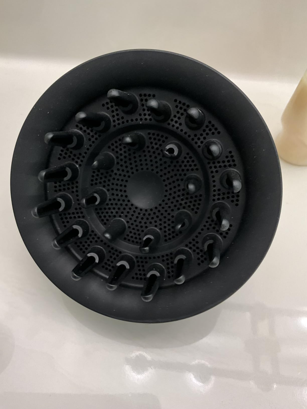 Genuine Dyson Airwrap™ 2-in-1 Wave + Curl Diffuser Attachment customer photo 1