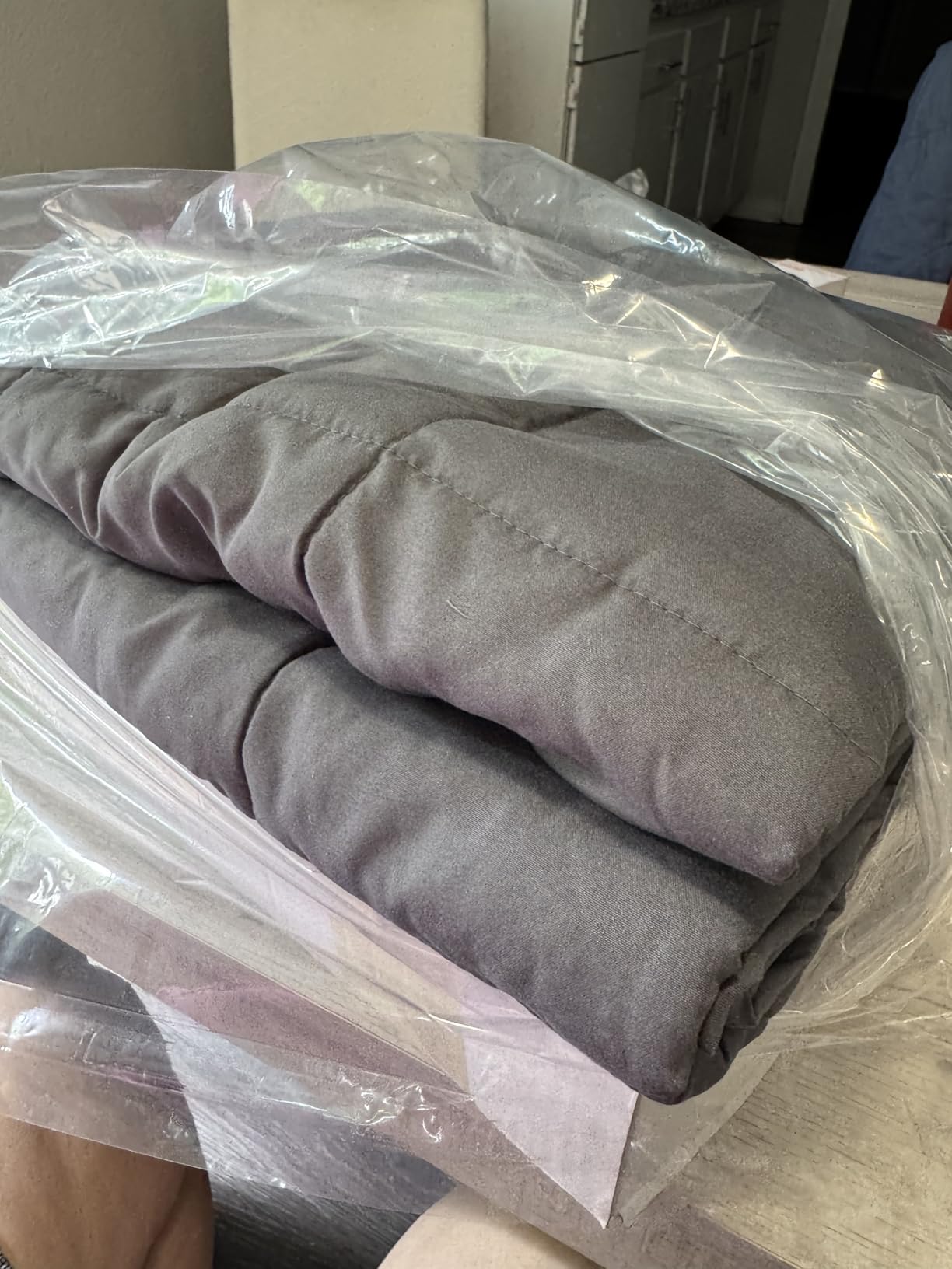 Smart Queen Weighted Blanket 15lbs (48”x72”,Grey) Twin Size Soft Cooling Heavy Blanket for Sleeping, Breathable All Season Comfort with Premium Glass Beads,Machine Washable customer photo 1